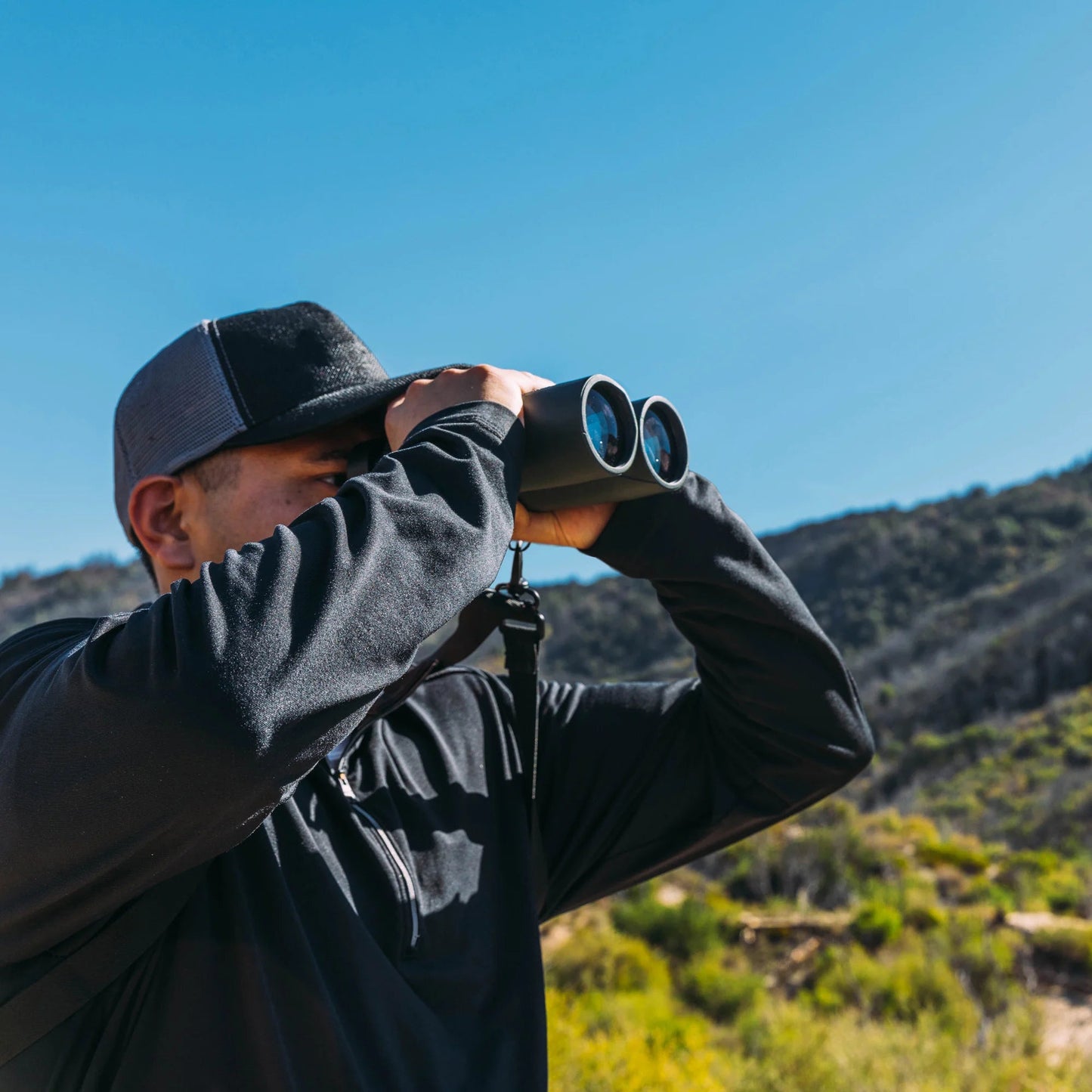 8x42mm WP Level ED Binoculars | AB12802