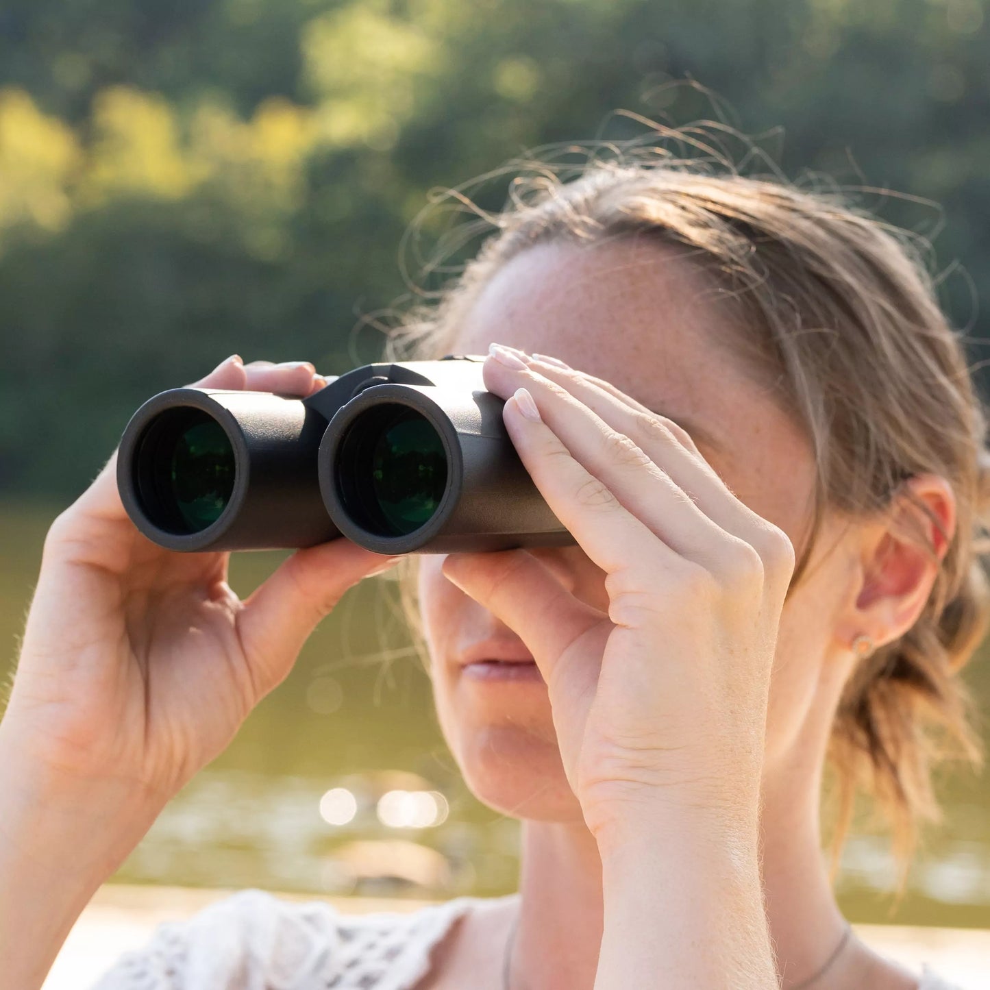 Carson 8x33mm VX Series Binoculars - Waterproof and Anti-Fog